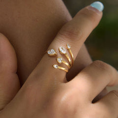 Aurelia Teardrop Spiral Ring