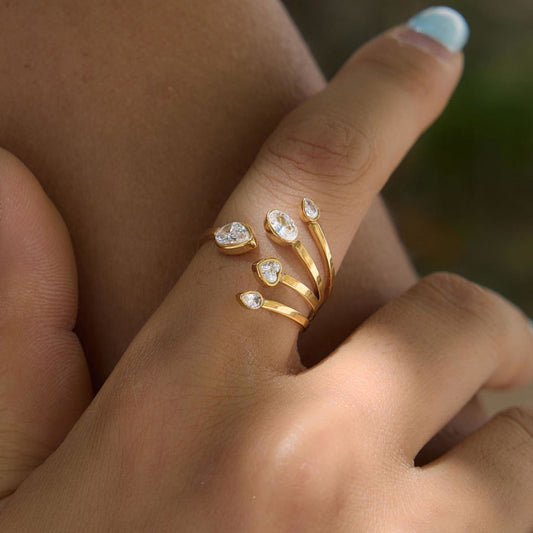 Aurelia Teardrop Spiral Ring